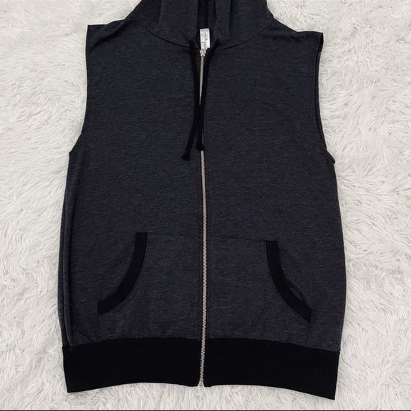 NWOT Over the Limit Sleeveless Hoodie Charcoal Gray Mens L - Picture 11 of 15